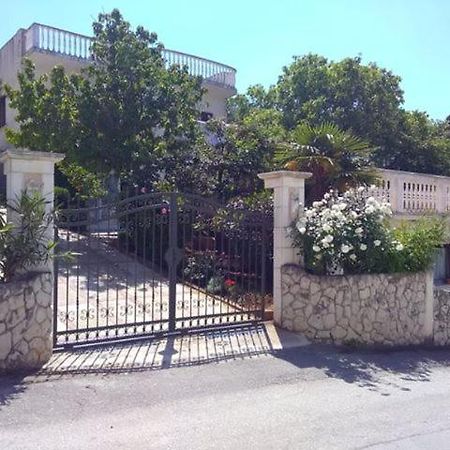 Villa Caroline Трогир Екстериор снимка