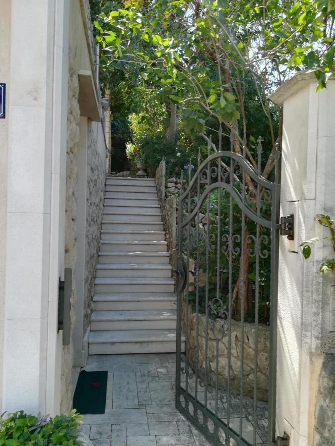 Villa Caroline Трогир Екстериор снимка
